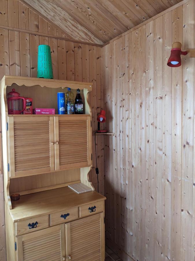 Au Petit Chalet D'Illiers Combray - Salle D'Eau Uniquement Экстерьер фото