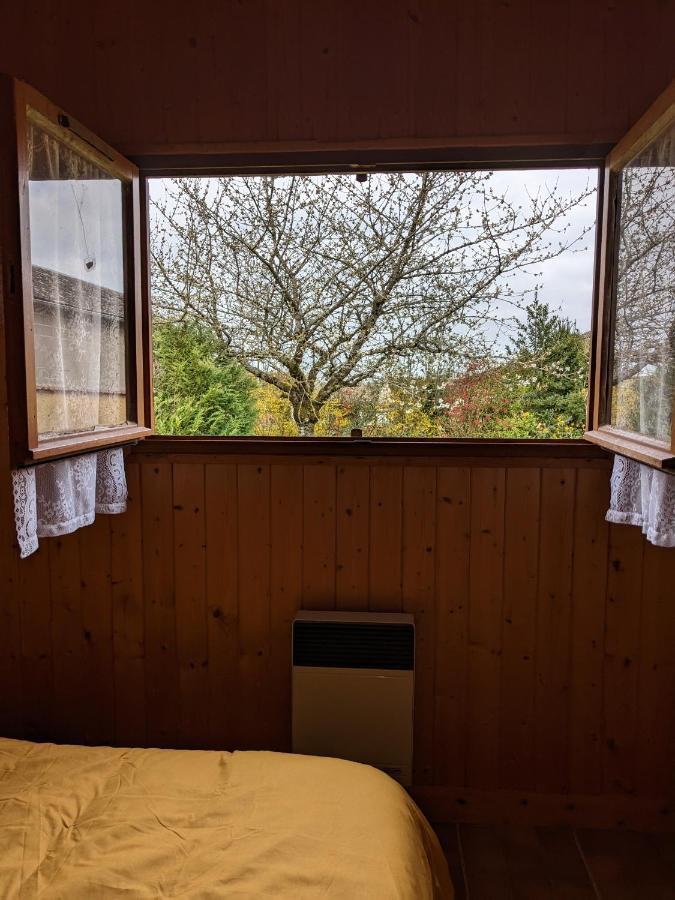 Au Petit Chalet D'Illiers Combray - Salle D'Eau Uniquement Экстерьер фото
